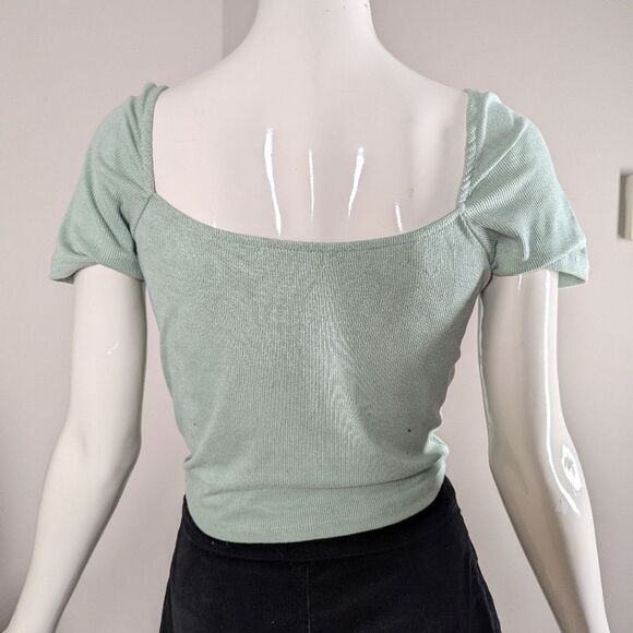 Pull & Bear Mint Green Ruched Crop Top Size Medium Stretchy Y2K Style - Picture 5 of 7